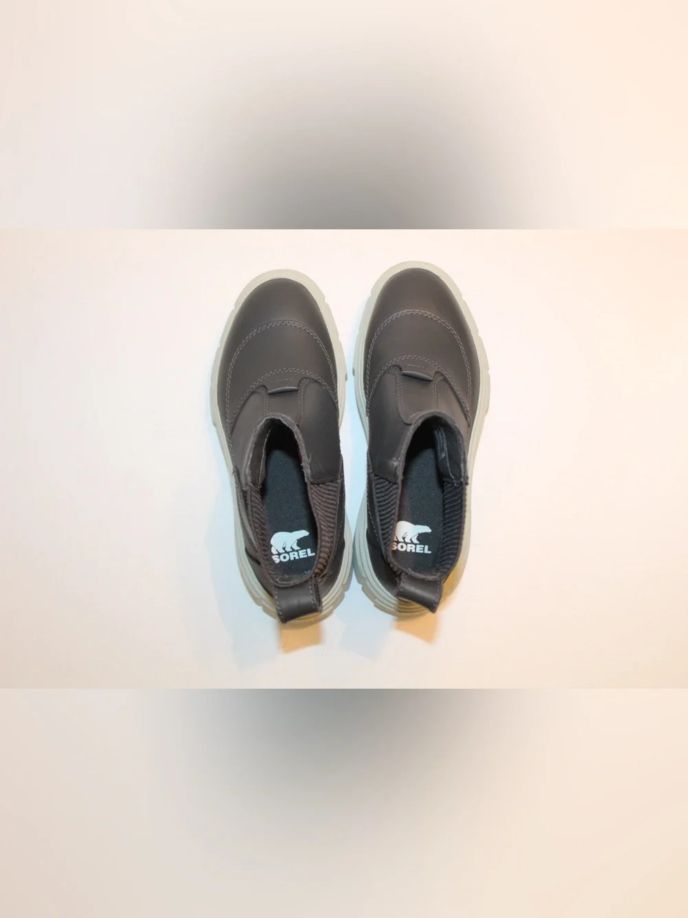 Sorel Caribou x Waterproof Chelsea Boots Women’s Size 5.5